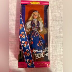 Barbie Norwegian Doll Of The World 1996 Collector Edition Vintage Blonde Hair